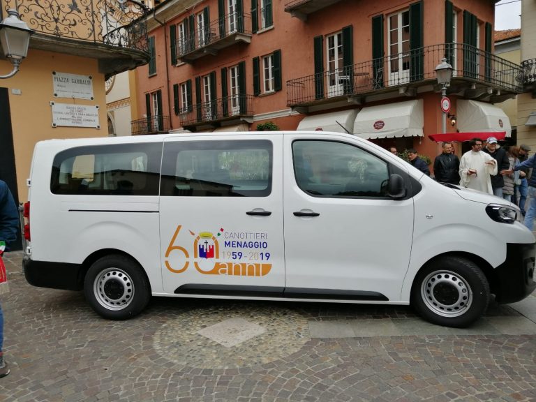 Benedizione nuovo Pulmino